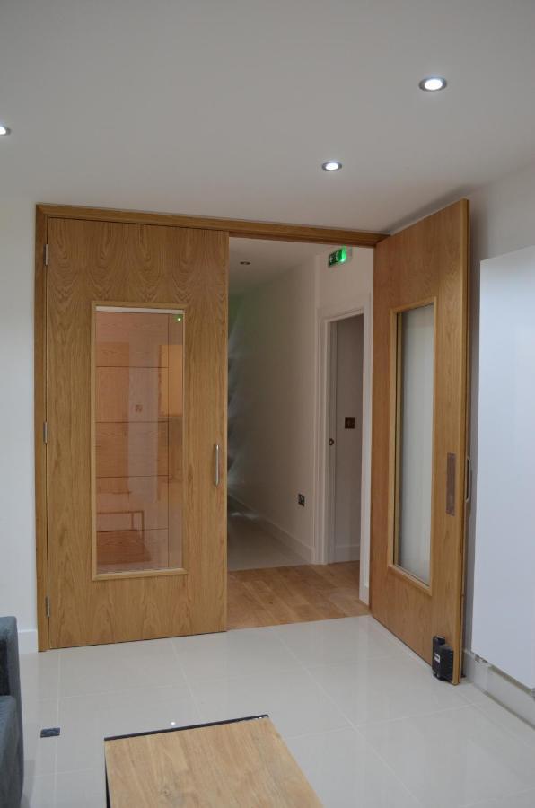 Executive Bright And Airy Studio Apartment In Sydenham London Kültér fotó